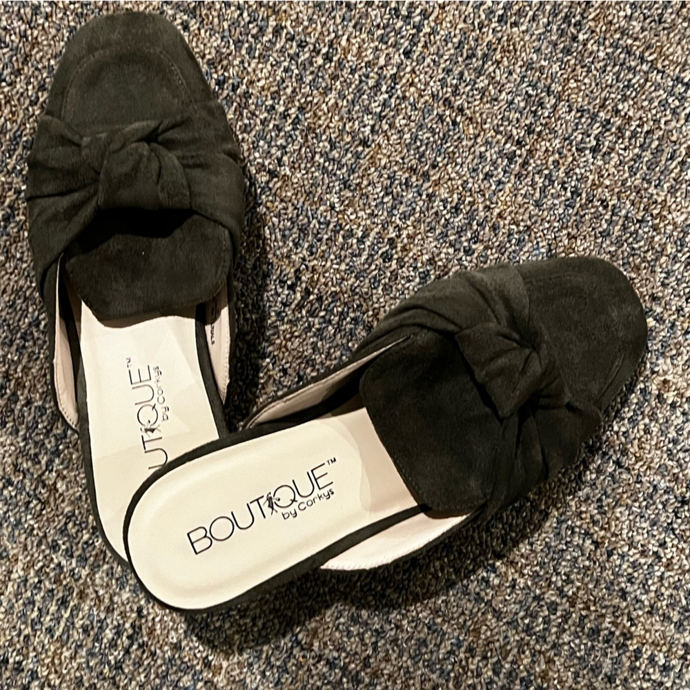 Green fabric slides
